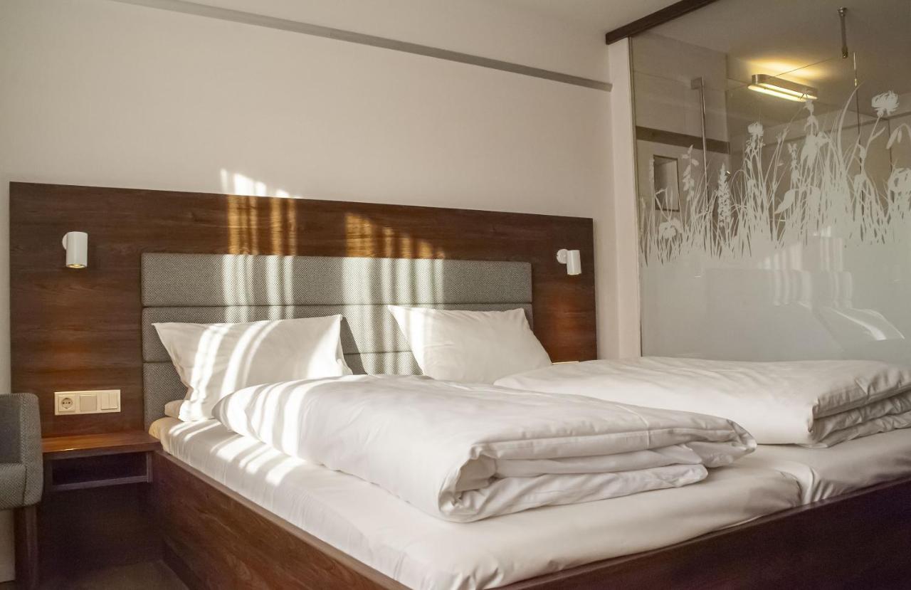 Hotel-Gasthof Krone Greding Dış mekan fotoğraf