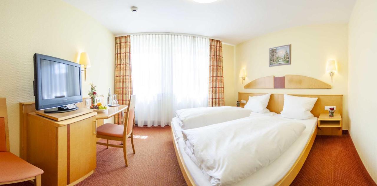 Hotel-Gasthof Krone Greding Dış mekan fotoğraf